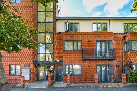 1 bedroom flat for sale, Palace Road, Tulse Hill, London, SW2