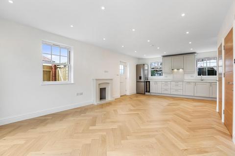 3 bedroom detached house for sale, Tilehurst Road, Cheam SM3