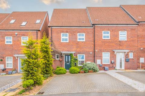 2 bedroom end of terrace house for sale, Shortland Road, Kettering