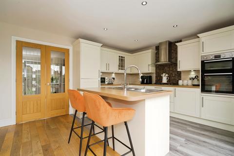 4 bedroom detached bungalow for sale, Ings Lane, Arksey, Doncaster