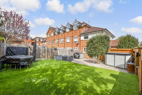 3 bedroom end of terrace house for sale, Lewis Mews, Snodland, Kent