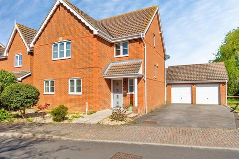 5 bedroom detached house for sale, Hawkers Close, Totton, Southampton, Hampshire, SO40