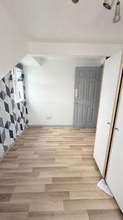 6 bedroom terraced house to rent, Wolseley Road, Romford, Essex, RM7