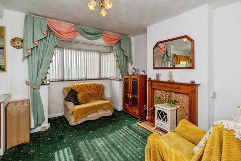 3 bedroom semi-detached house for sale, Willingsworth Road, WEDNESBURY, West Midlands, WS10