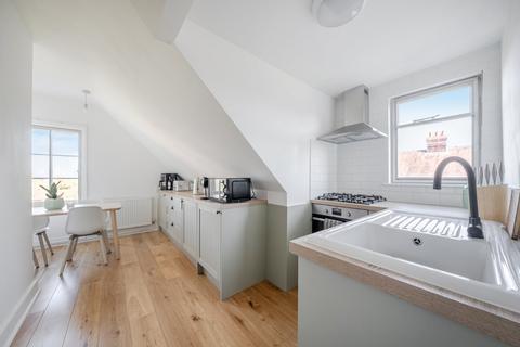 2 bedroom penthouse for sale, Dartford Road, Sevenoaks, Kent