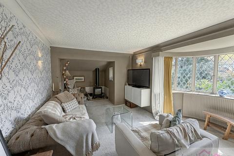 3 bedroom detached bungalow for sale, White Barn, The Drive, Rudyard ST13 8RN