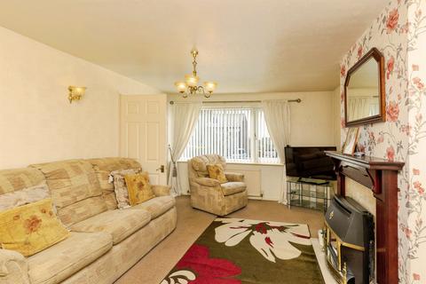 3 bedroom semi-detached house for sale, Ridgeway, Shipley