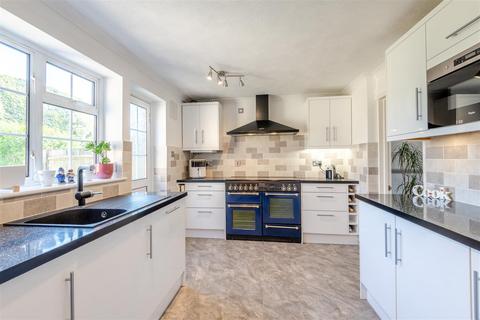4 bedroom semi-detached house for sale, Brookfield Avenue, Larkfield, Aylesford