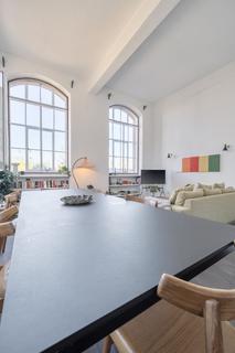 2 bedroom apartment for sale, Manhattan Building, Bow Quarter, London, E3
