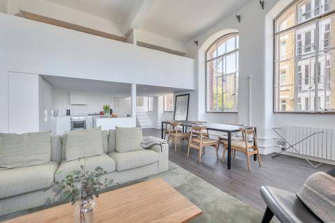 2 bedroom apartment for sale, Manhattan Building, Bow Quarter, London, E3