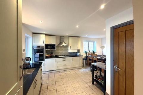 4 bedroom detached house for sale, Bracken Court, Harworth, Doncaster