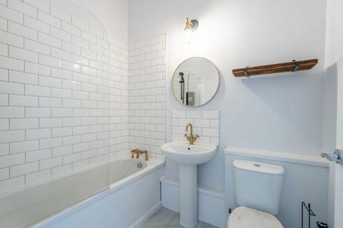 1 bedroom flat to rent, St Mary`s House, Portsmouth