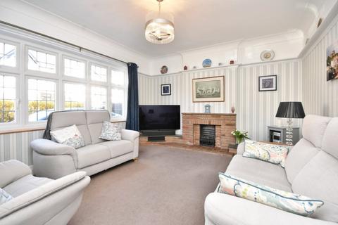 4 bedroom detached house for sale, Pierremont Avenue, Broadstairs