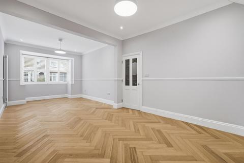 5 bedroom terraced house for sale, Chichester Road, London E11