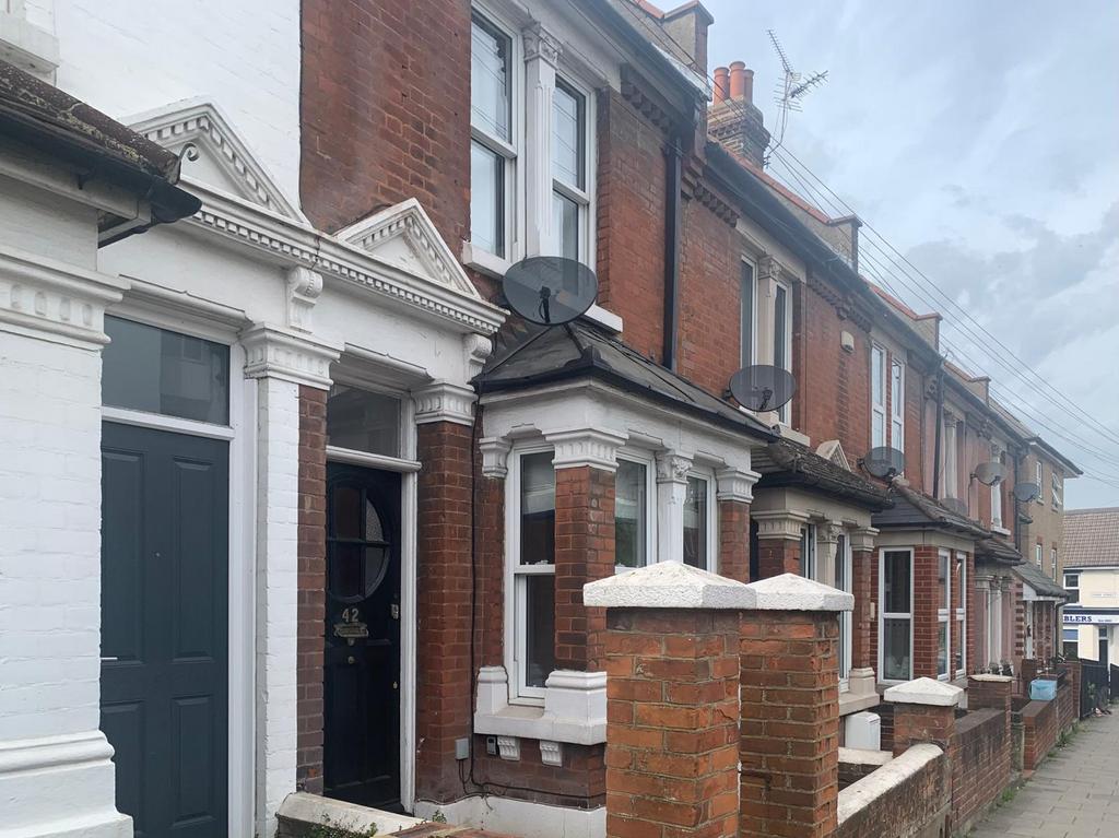 Delce Road, Rochester ME1 2 bed terraced house for sale - £290,000