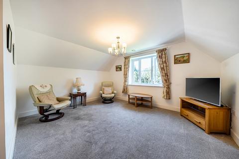 1 bedroom apartment for sale, St. Pauls Cray Road, Chislehurst, Kent, BR7