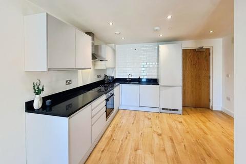 undefined, Leylands House, Mabagte