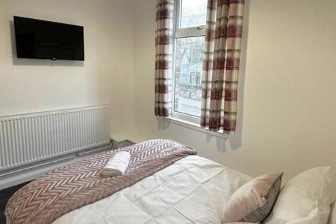 5 bedroom end of terrace house for sale, Gulson Road, Coventry, CV1