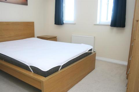 2 bedroom apartment to rent, Coldstream Court, Coventry