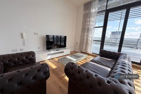 2 bedroom penthouse to rent, The Quays, Salford, M50