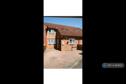 3 bedroom terraced house to rent, Runham Close, Luton, LU4