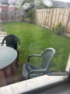 3 bedroom terraced house to rent, Runham Close, Luton, LU4