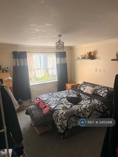 2 bedroom flat to rent, North Lawns, Gravesend, DA11