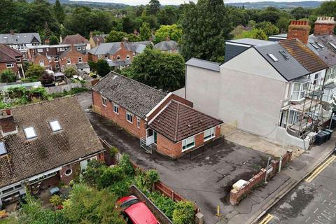 Mixed use for sale, 17 Hardinge Rd Ashford TN24 8HB