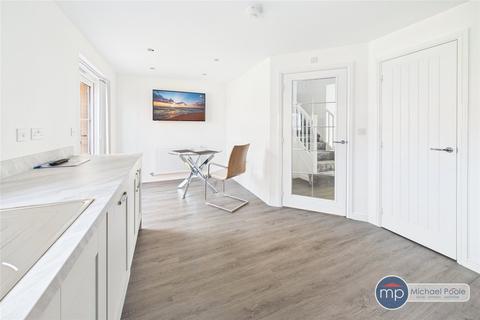 5 bedroom detached house for sale, Goldfinch Gardens, Guisborough