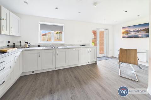 5 bedroom detached house for sale, Goldfinch Gardens, Guisborough