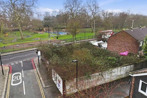 Land for sale, Albert Rd London E16 2NQ