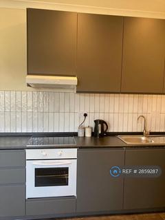 2 bedroom flat to rent, Oundle Road, Peterborough, PE2