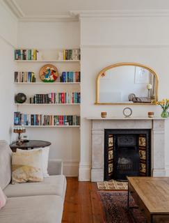 2 bedroom flat for sale, Forest Glade, London E11