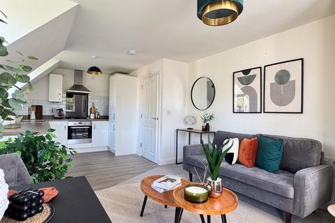 Hutton Close, Newbury, RG14