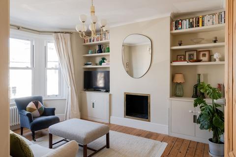 3 bedroom maisonette for sale, Albert Road, London E10