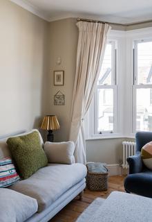 3 bedroom maisonette for sale, Albert Road, London E10