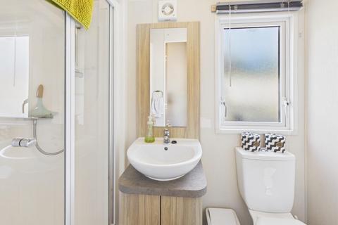 2 bedroom mobile home for sale, Carters Road, Ryde