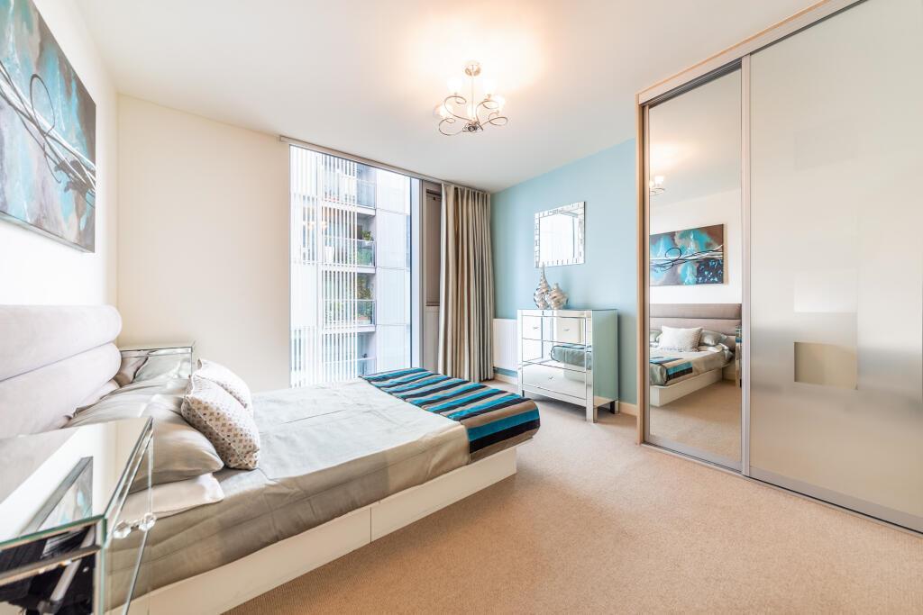 Apartment in London - View 5