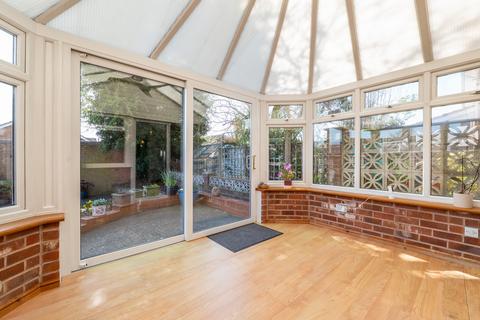 3 bedroom semi-detached house for sale, Cedar Road, Barton-under-Needwood, DE13