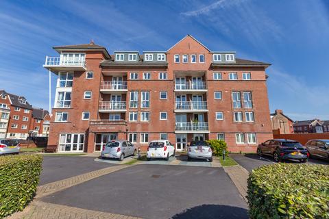 1 bedroom apartment for sale, South Promenade, Lytham St. Annes, FY8