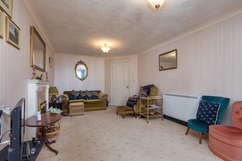 1 bedroom apartment for sale, South Promenade, Lytham St. Annes, FY8