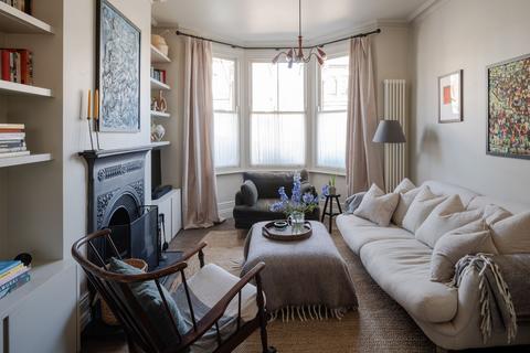 5 bedroom terraced house for sale, Woodville Road, London E11