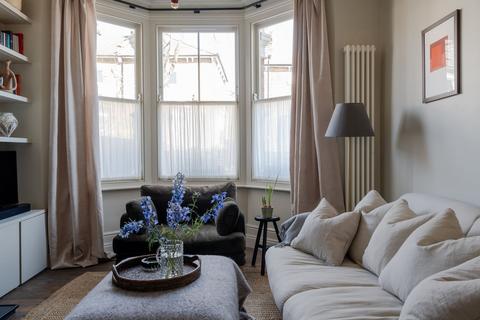 5 bedroom terraced house for sale, Woodville Road, London E11