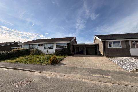 2 bedroom semi-detached bungalow for sale, Ffordd Gwenllian, Llanfairpwll, Anglesey, LL61