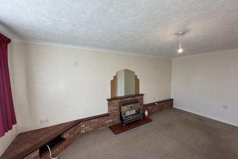 2 bedroom semi-detached bungalow for sale, Ffordd Gwenllian, Llanfairpwll, Anglesey, LL61