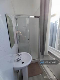1 bedroom in a house share to rent, Ifield Road, London, SW10