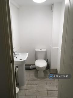 1 bedroom in a house share to rent, Ifield Road, London, SW10