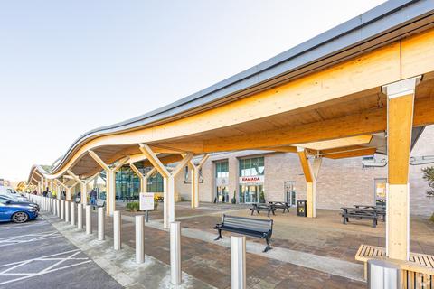 Petrol station to rent, Lakeside Way Leeds LS9 0AS