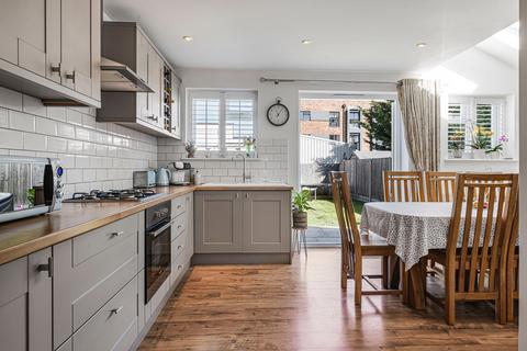 3 bedroom semi-detached house for sale, Aviemore Close, Beckenham BR3