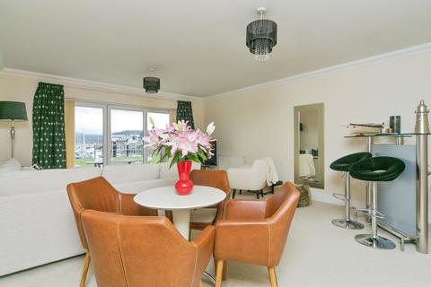 2 bedroom flat for sale, Deganwy Quay, Deganwy, Conwy, LL31